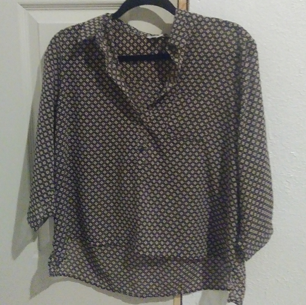 AMERICAN EAGLE OUTFITTERS TOP